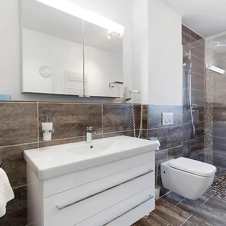 Markgraf Haus 2 *